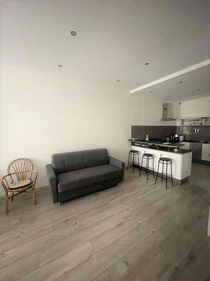 2 Pieces Confort Vieux Cours Saleya Proche Commerces Et Leilighet Nice
